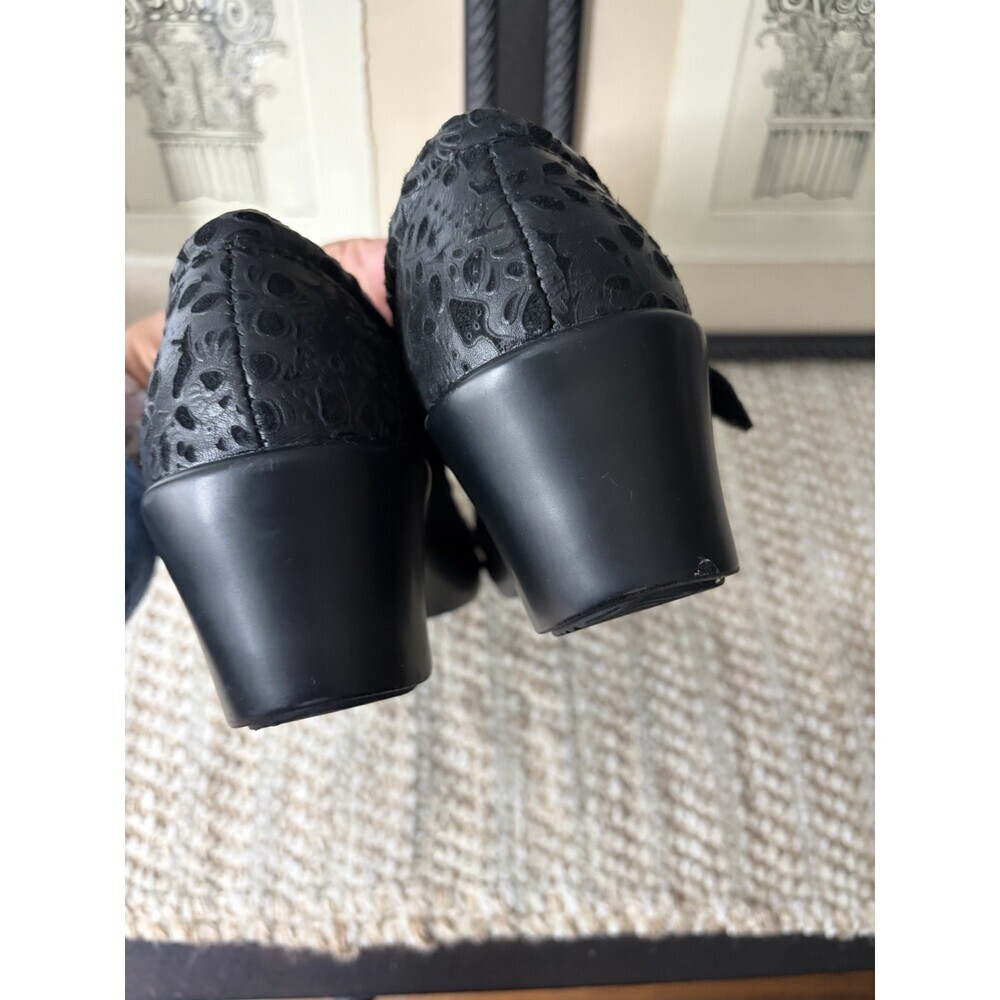Alegria 39 Mary Jane Clogs 8.5 Black Embossed Rose Leather Wedge - Picture 6 of 8